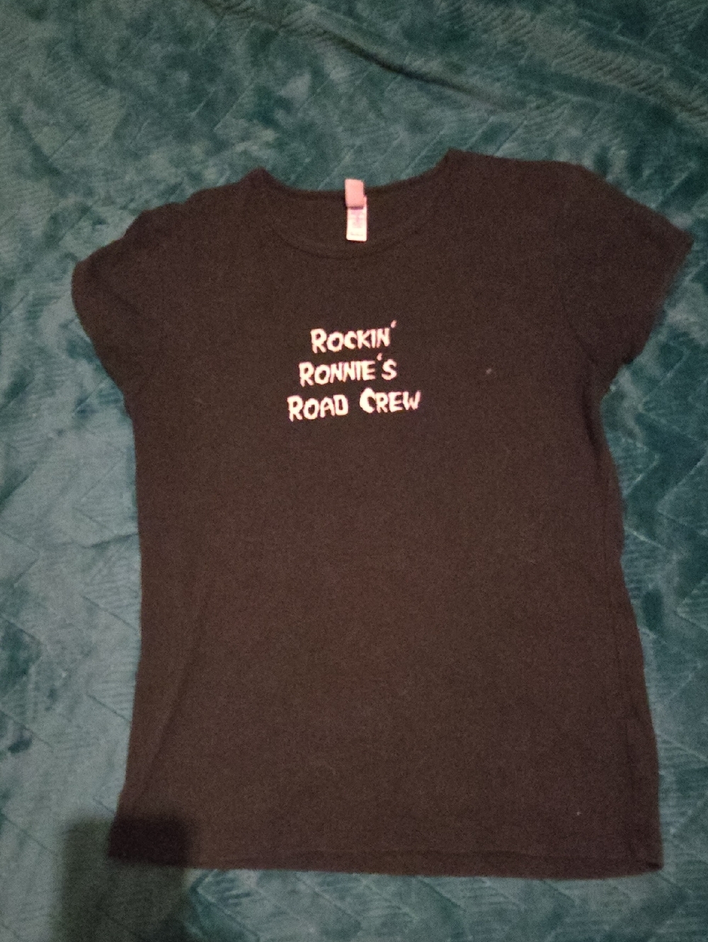 5/$20 Black Graphic Tee "Rockin' Ronnie's Road Crew"